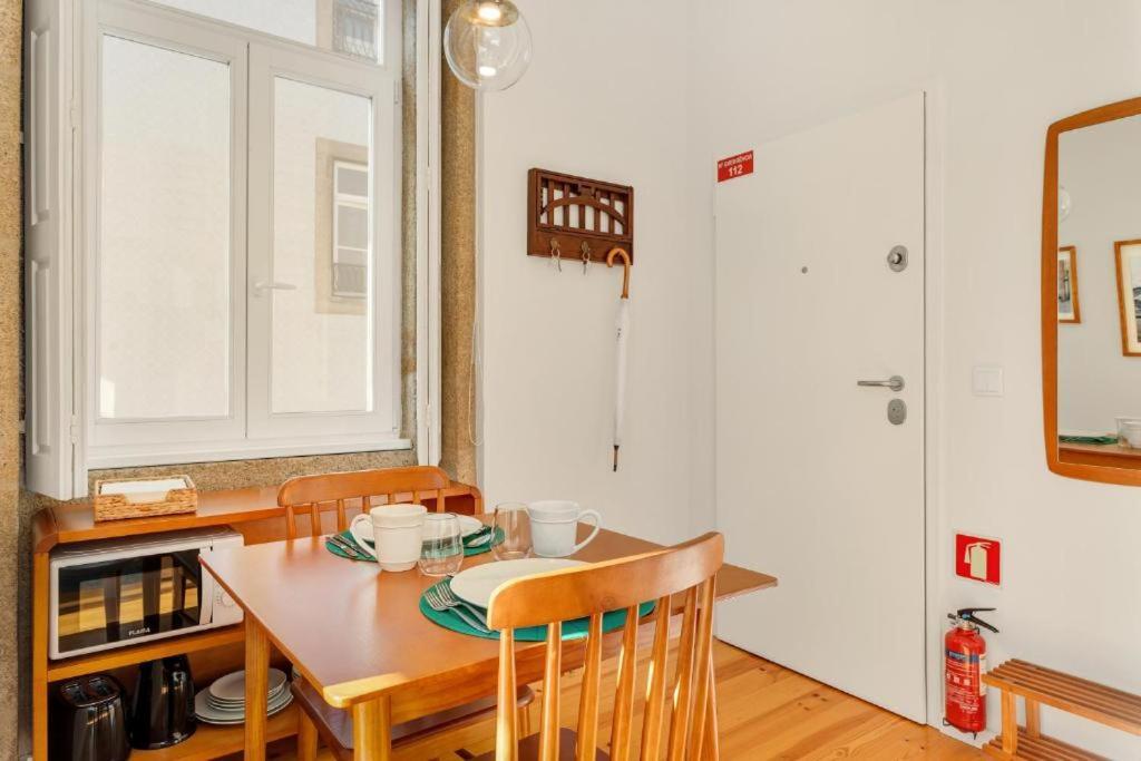 פורטו Host Wise - Lovely Shinny Flats With Balcony - Clerigos חדר תמונה